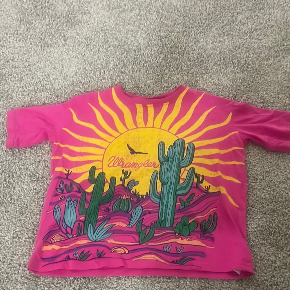 Wrangler Women’s Pink Graphic T-Shirt
